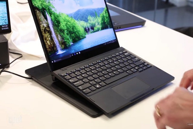 První bezdrátový notebook už je v prodeji