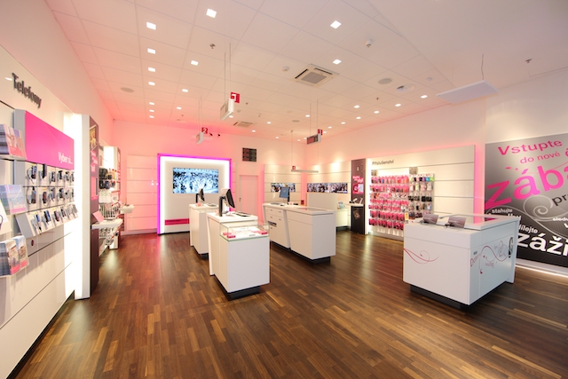 T-Mobile bude mít do konce roku přes 100 tisíc optických přípojek