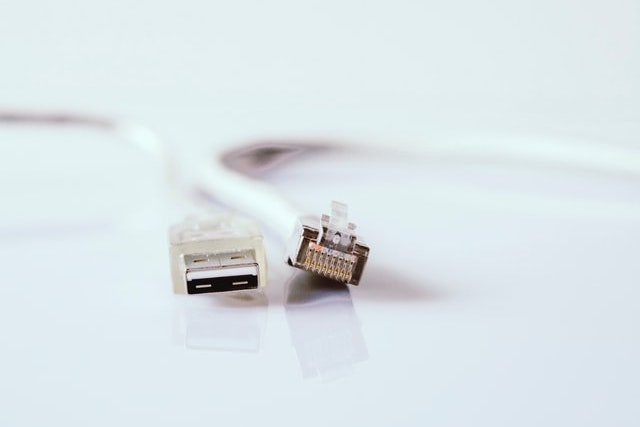 MPO investuje 1,9 miliardy korun do budování vysokorychlostního internetu