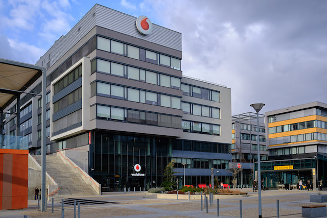 Vodafone modernizuje síť, zákazníkům chce nabídnout internet s rychlostí 10 Gb/s