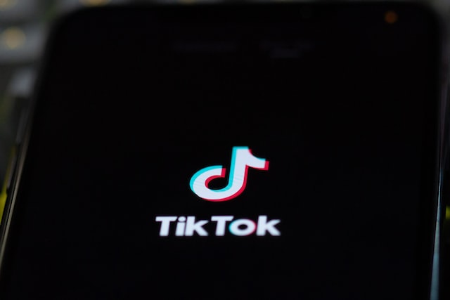 V aplikaci TikTok bude brzy možné streamovat hudbu