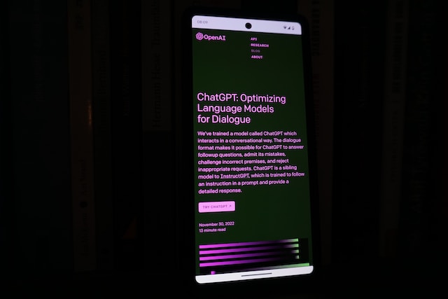 ChatGPT vykazuje poprvé od spuštění pokles návštěvnosti