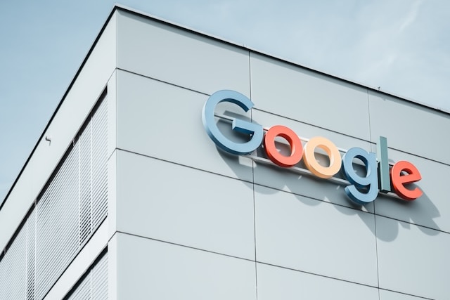 Google otevírá AI výzkumné centrum v Paříži