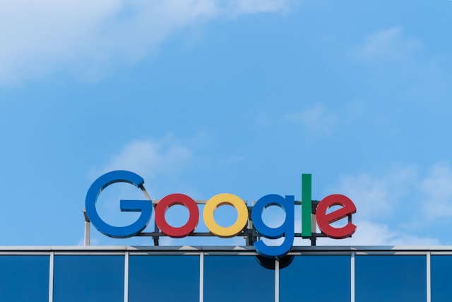 Google dostal ve Francii pokutu 250 milionů eur