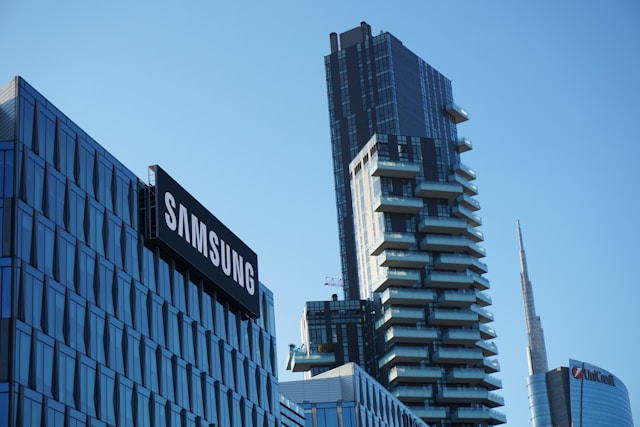 Samsung dostal od USA grant 152 miliard korun