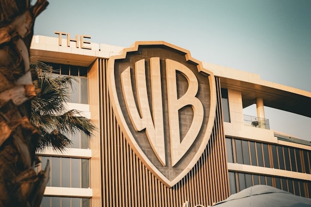 Warner Bros Discovery zvažuje prodej všech svých aktiv