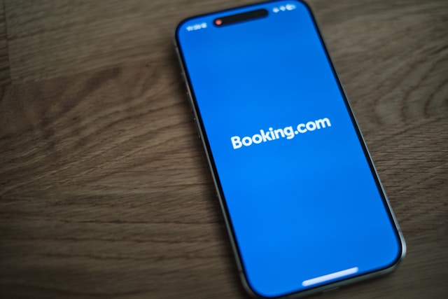 Booking.com čelil úniku dat, útočníci získali přístup k rezervacím zákazníků
