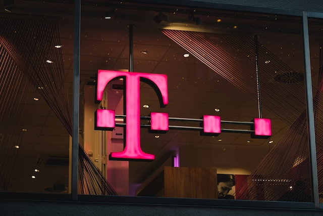 T-Mobile by se mohl spojit s Deutsche Telekom do největší telekomunikační firmy