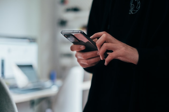 60 % Čechů považuje mobilní internet za náhradu pevného připojení