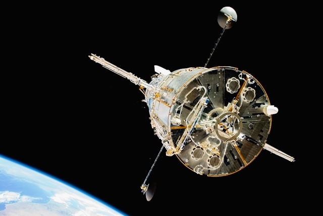 Poptávka po satelitech roste, Evropě nemusí stačit současná kapacita raket