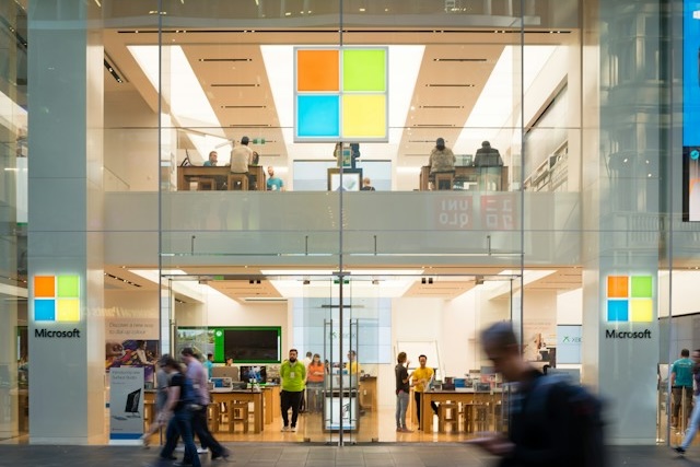 AI od Microsoftu dostane jasná pravidla, člověk ji musí být schopný zastavit